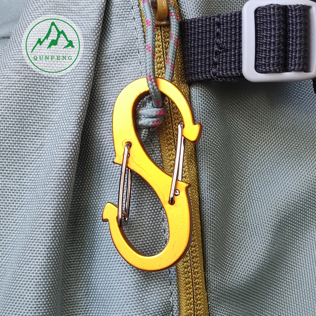 Outdoor carabiner buckle Outdoor camping S-wire carabiner S-type storage carabiner