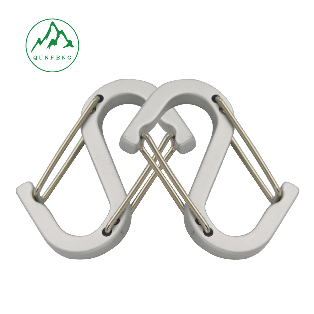 S-shaped small outdoor climbing carabiner aluminum alloy figure-8 keychain accessory, figure-8 buckle for backpack or bag hook