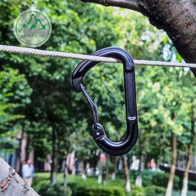 D-shaped curved rod wire buckle outdoor aluminum carabiner travel backpack buckle special-shaped hook