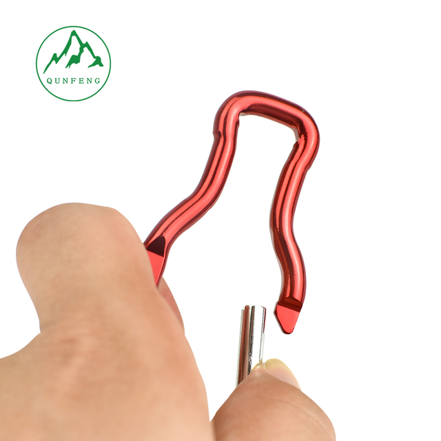 Factory Wholesale Wine Bottle-Shaped Carabiner Webbing Hook Outdoor Backpack Water Bottle Pendant Aluminum Alloy Special-Shaped Creative Pendant